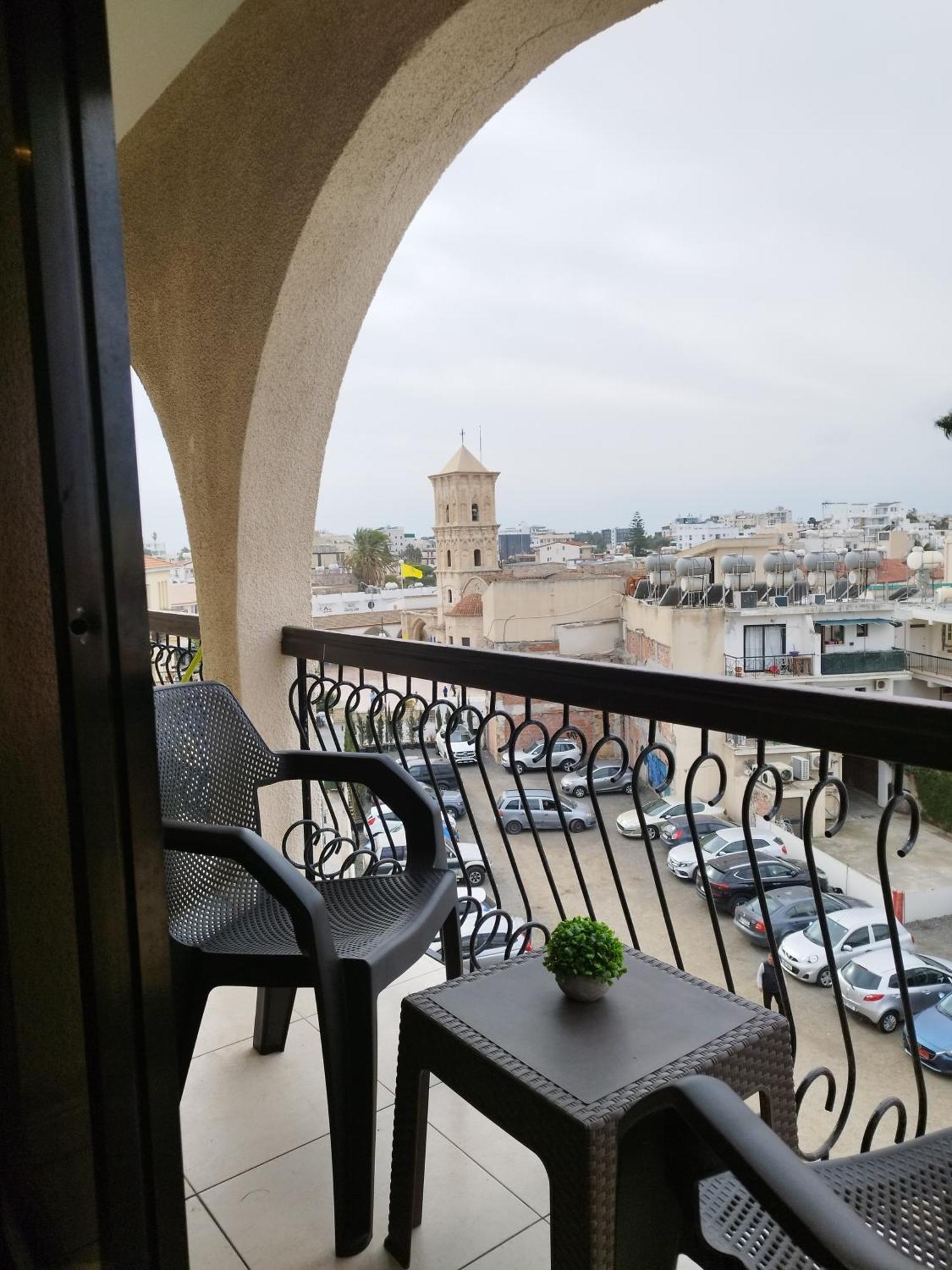 303 St Lazaros View דירה *